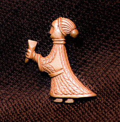 Valkyrie pendant holding drinking horn - N-26