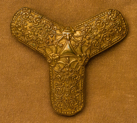Trefoil brooch, large - Y-85