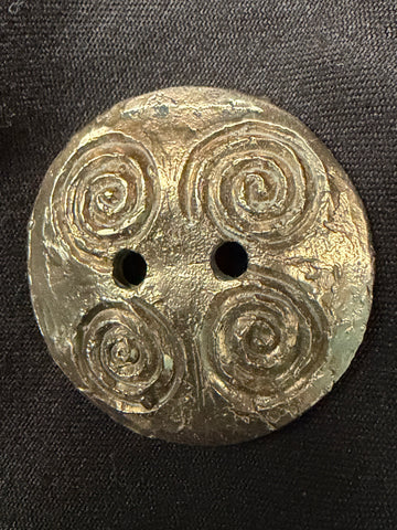 Medieval Button - sew through K-45