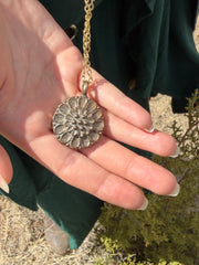 Roman flower Y-56