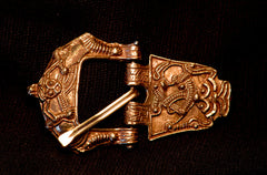 Buckle with plate, large, with face - Y-86