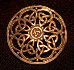 Brooch - Celtic knotwork pattern - B01B