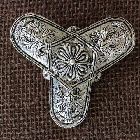Silver Plate - Trefoil brooch, early with floral design - VB07